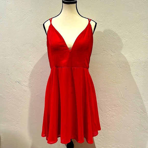 Charlotte Russe Dresses & Skirts - Charlotte Russe Red Strappy Party Dress Size XL